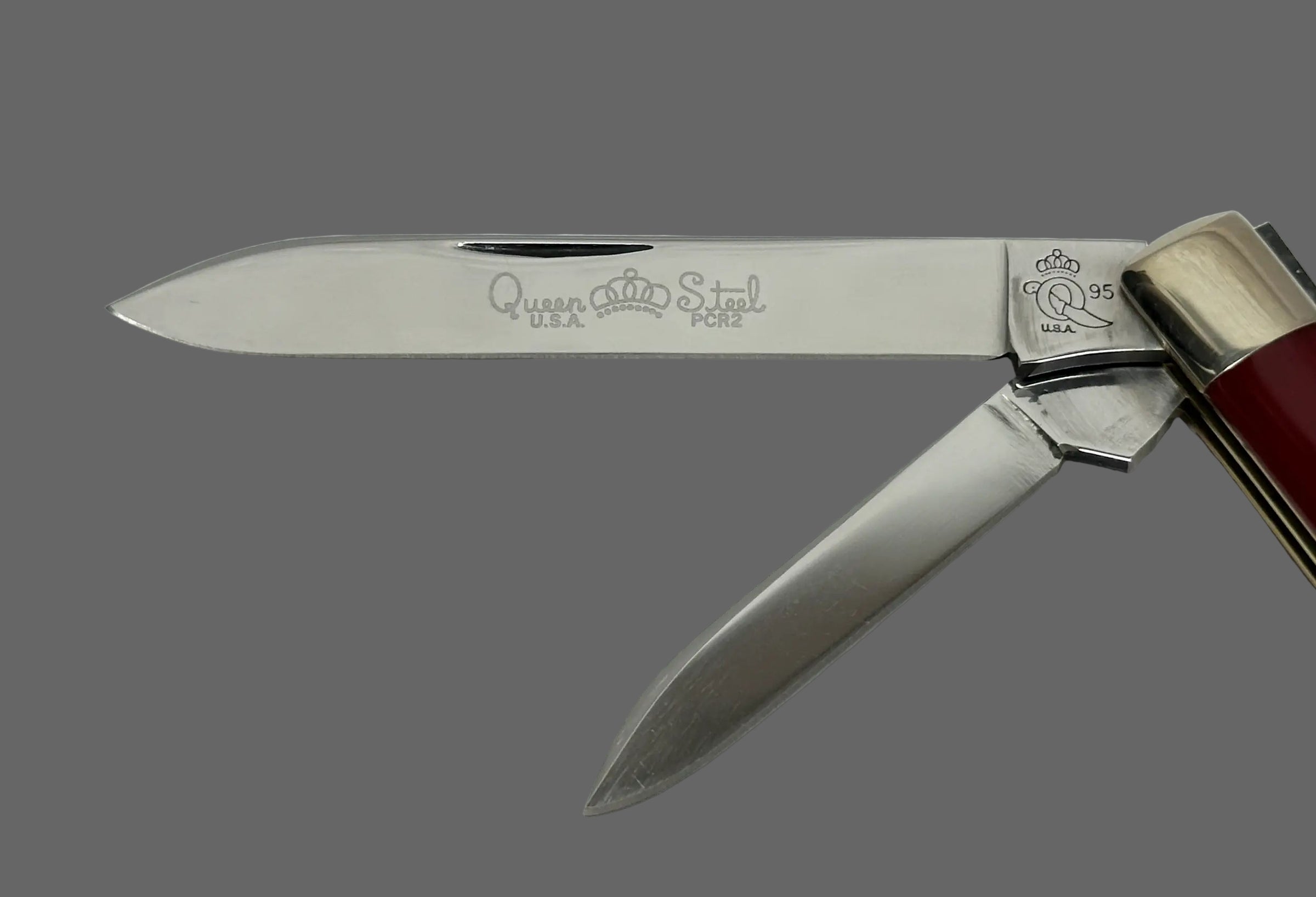 1995 Queen Steel PCR2 Painted Crown Red Doctors Knife - Hers and His Treasures