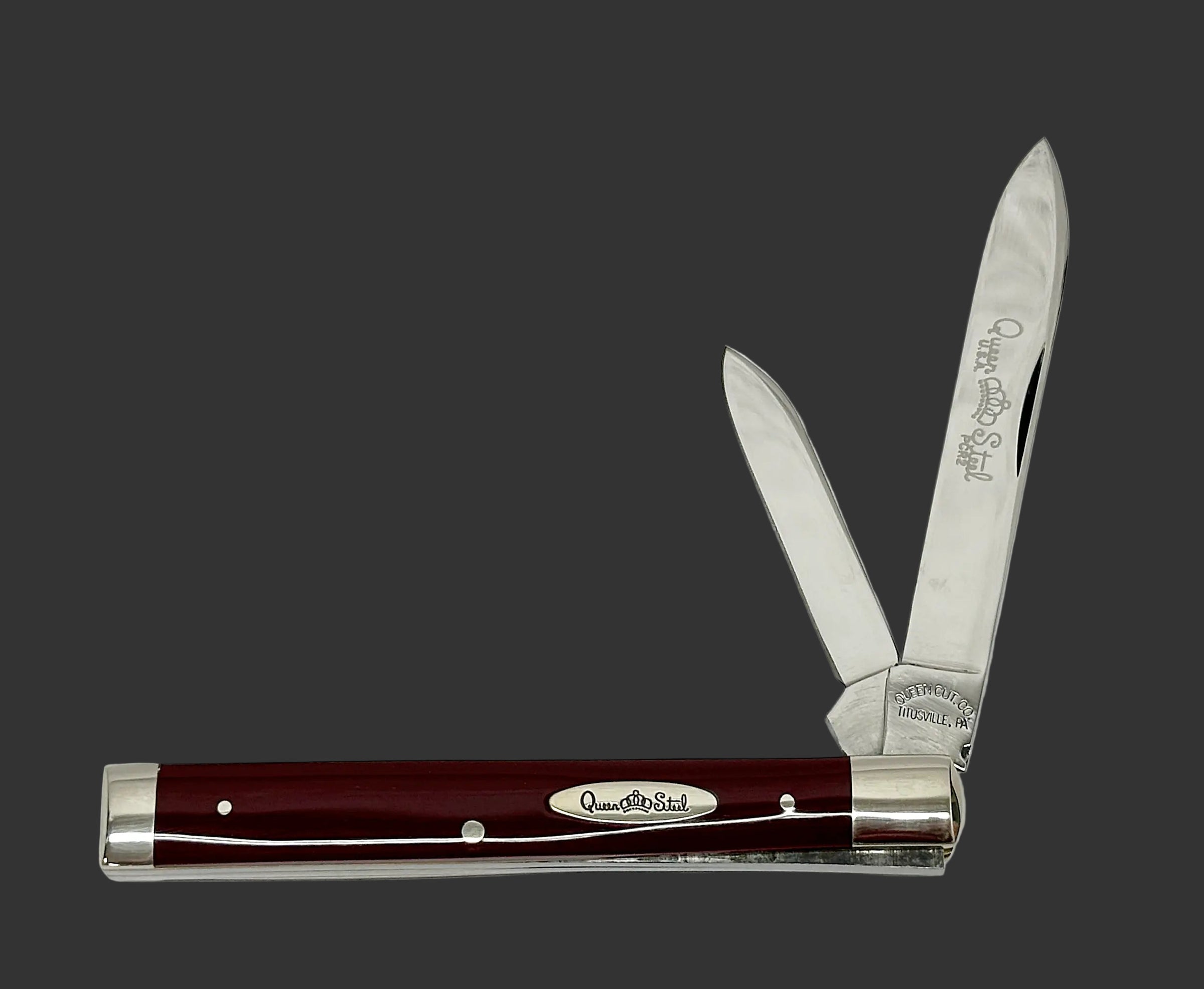 1997 Queen Cutlery Co. PCR2 Painted Crown Red Transition Doctors Knife - Hers and His Treasures