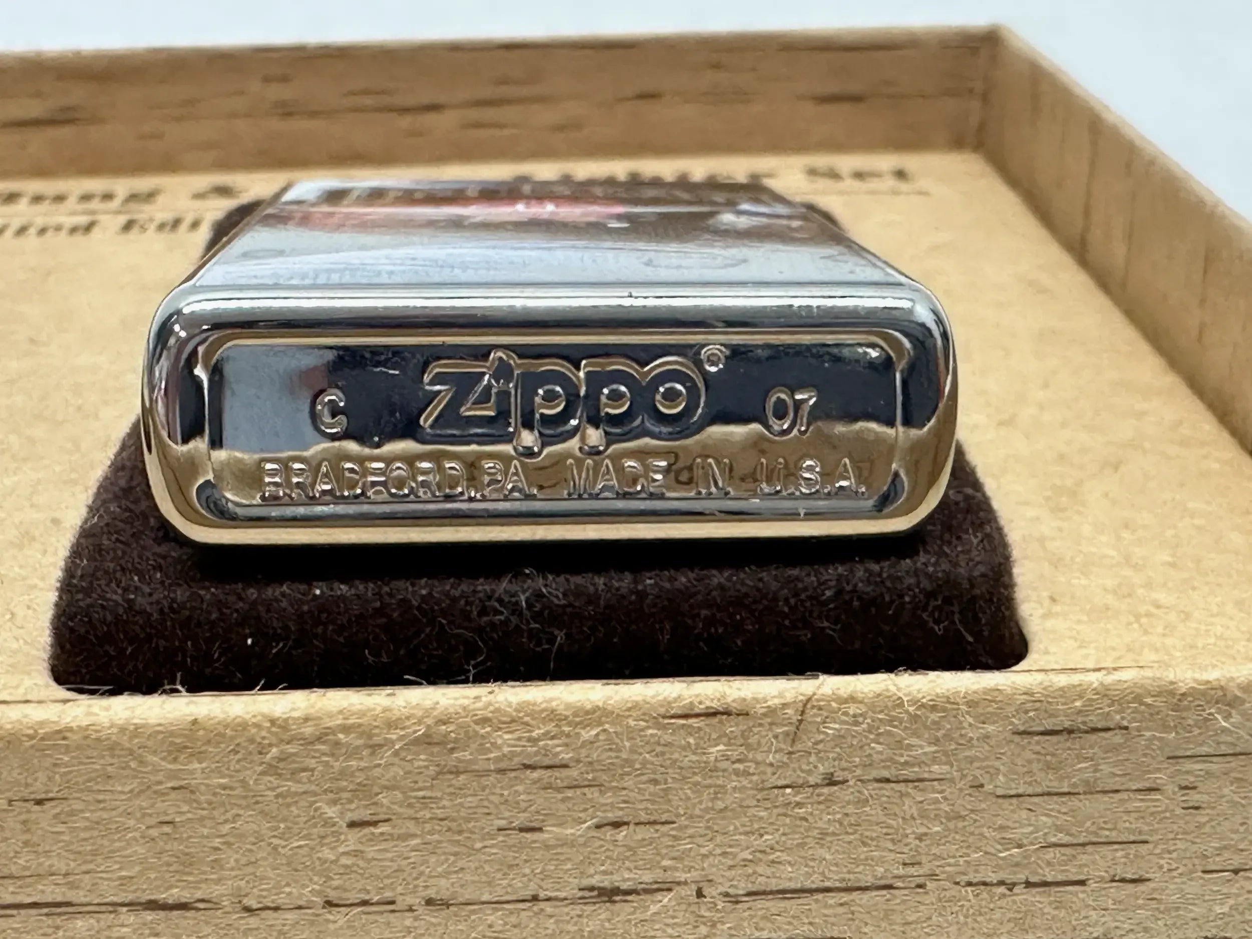 2007 Jim Beam Barrel Bun & Zippo Lighter Set Limited Edition 