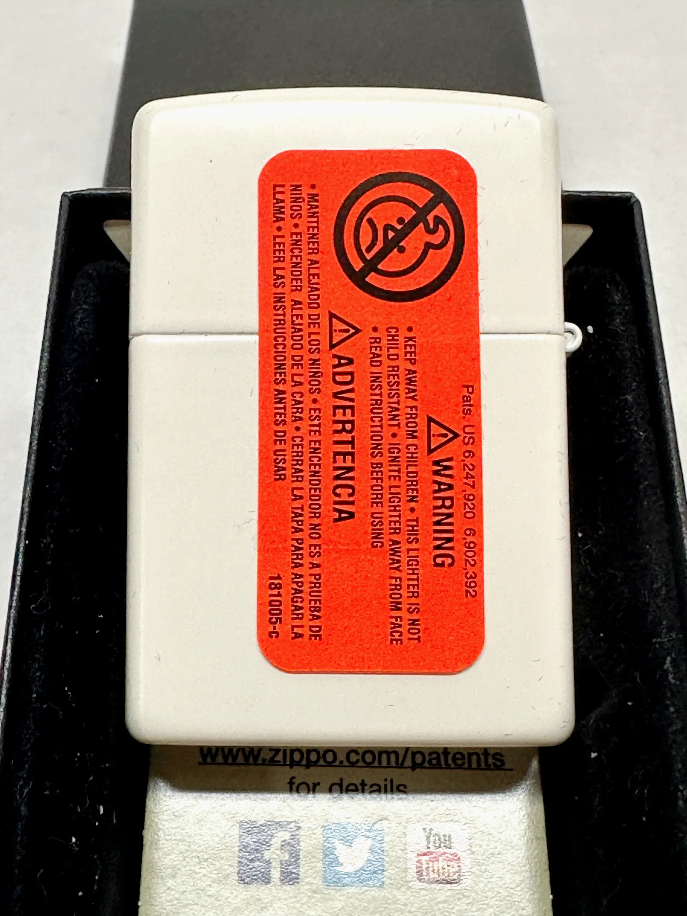 2015 Case XX Merry Christmas White 214 FH Zippo Lighter - Hers and His Treasures