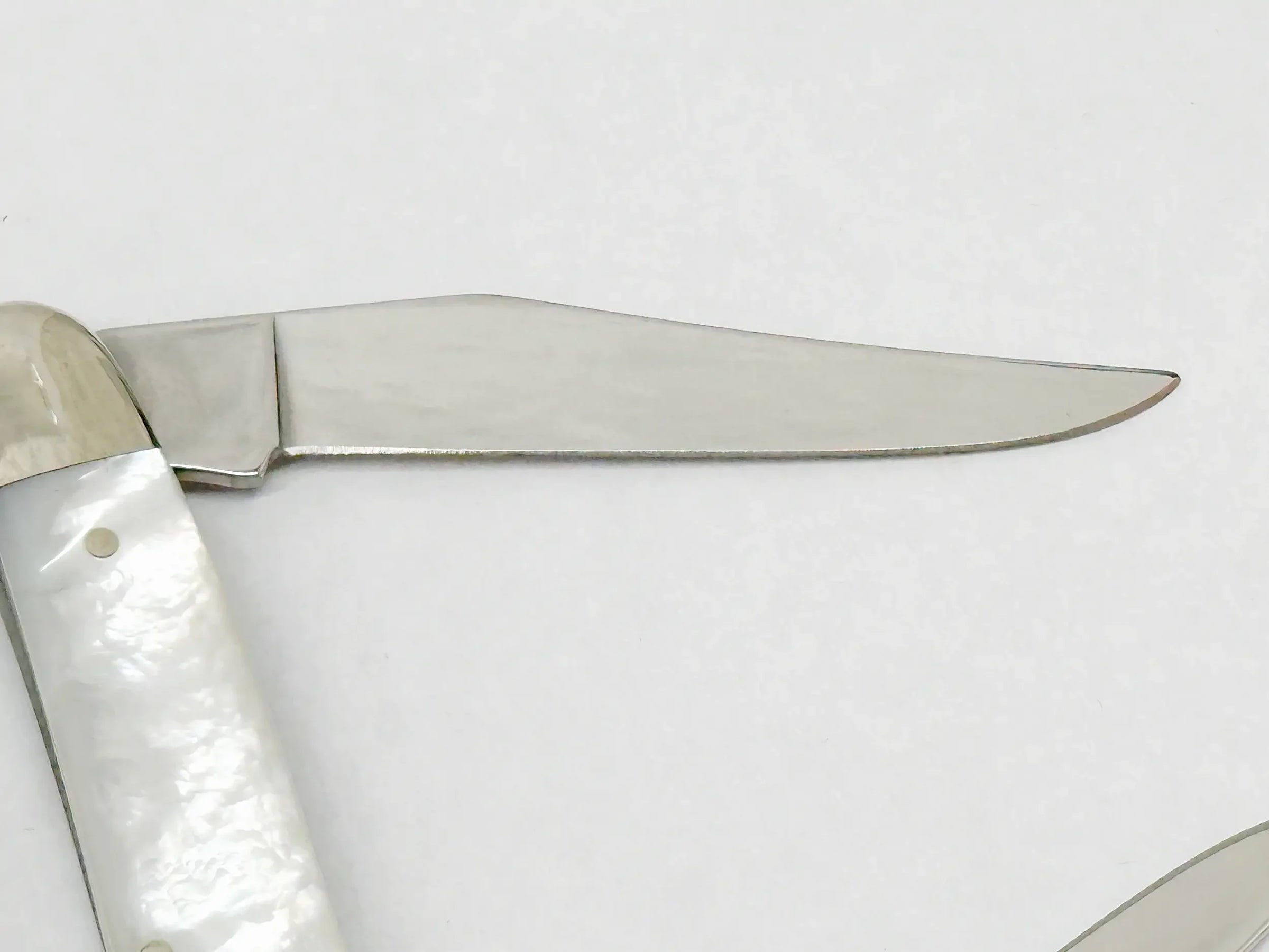 2003 Case XX Mother of Pearl 9/11 Commemorative Muskrat Pocket Knife - Hers and His Treasures