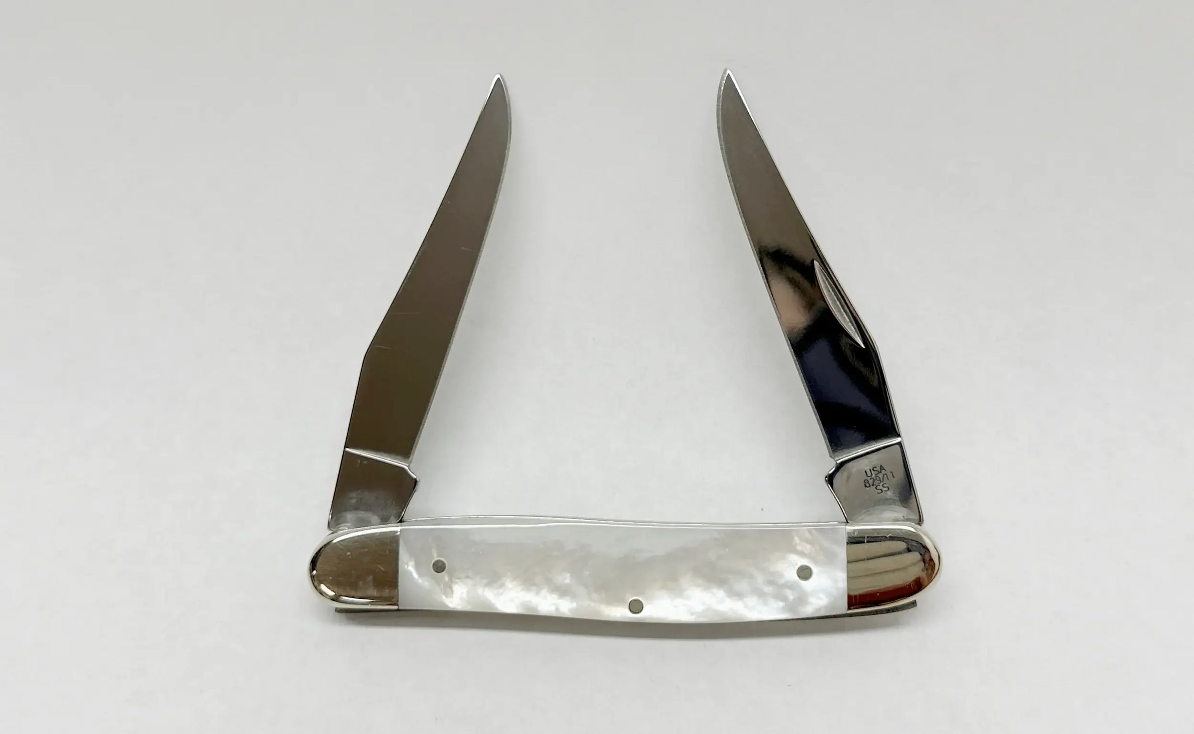 2003 Case XX Mother of Pearl 9/11 Commemorative Muskrat Pocket Knife - Hers and His Treasures