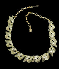 Coro Brushed Gold Tone Leaf Link Choker Necklace - Hers and His Treasures