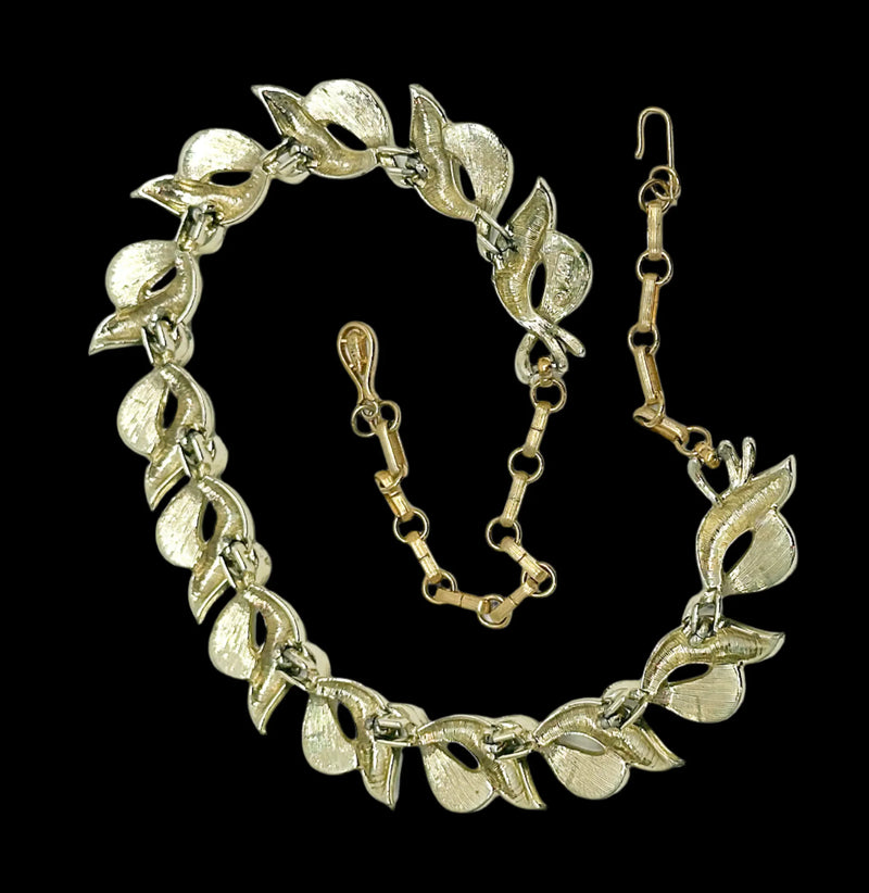 Coro Brushed Gold Tone Leaf Link Choker Necklace - Hers and His Treasures