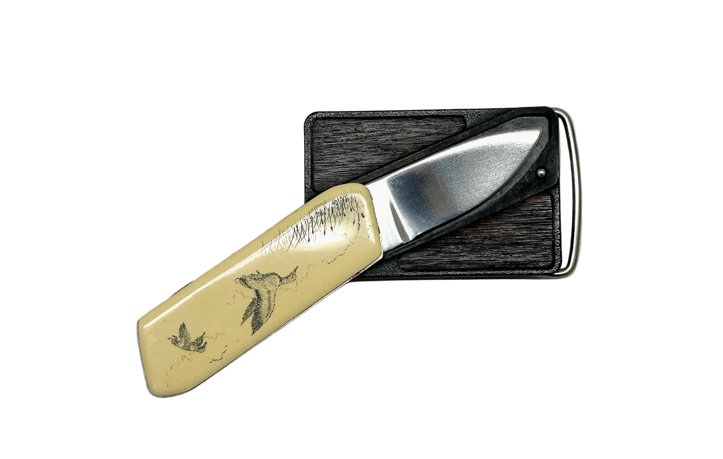 Vintage Scrimshaw Flying Geese 7201 Gerber Touché Belt Buckle Knife - Hers and His Treasures