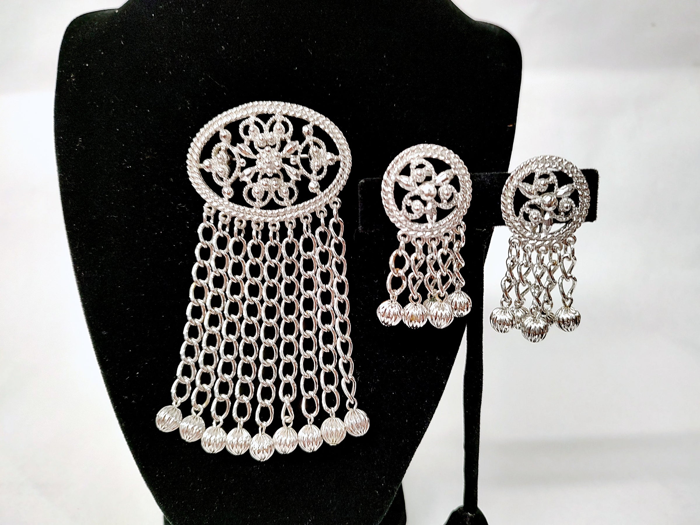 1969 Sarah Coventry Fashion In Motion Brooch and Earrings Set - Hers and His Treasures