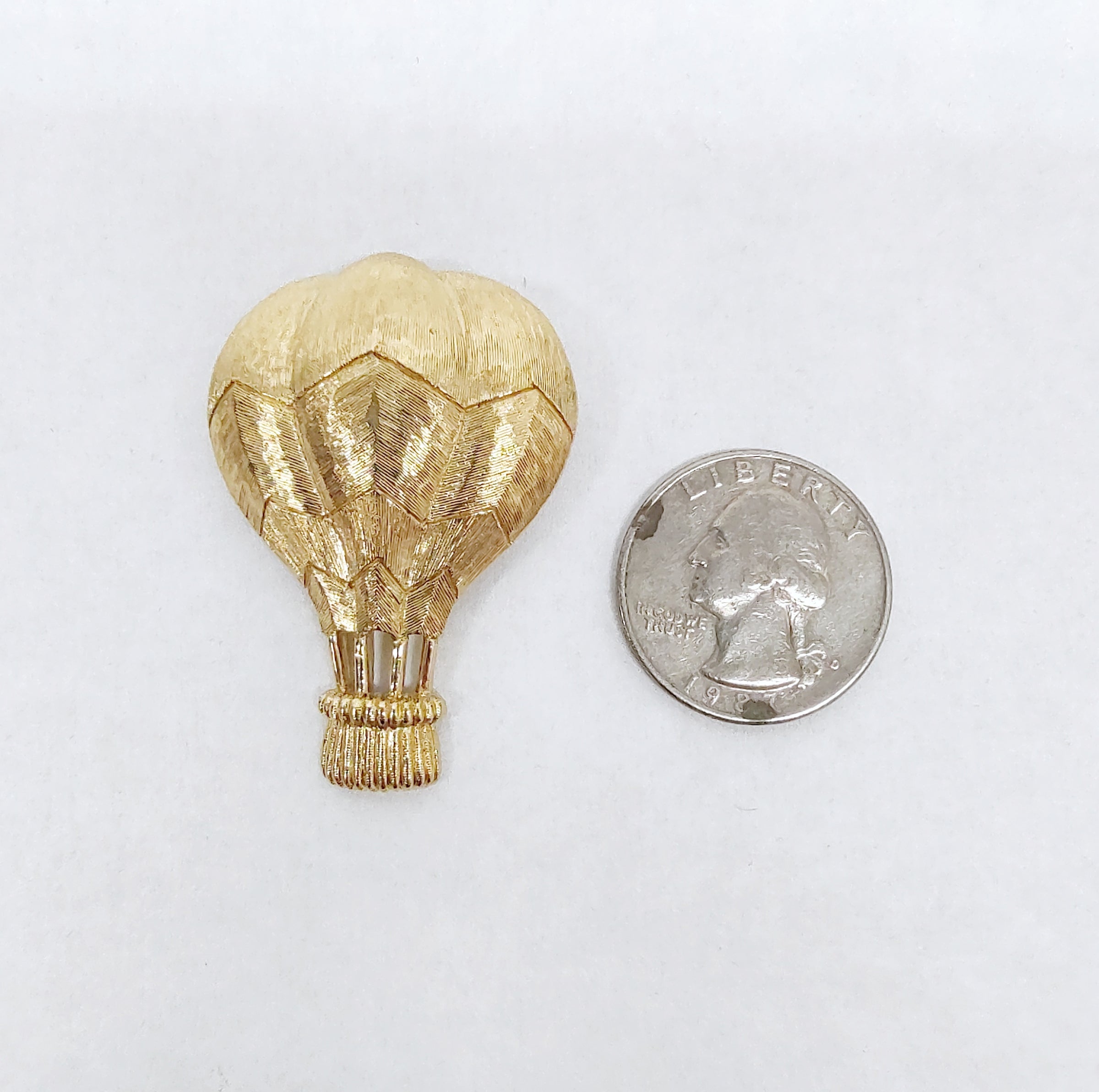 Trifari Hot Air Balloon Gold Tone Brooch Pin - Hers and His Treasures