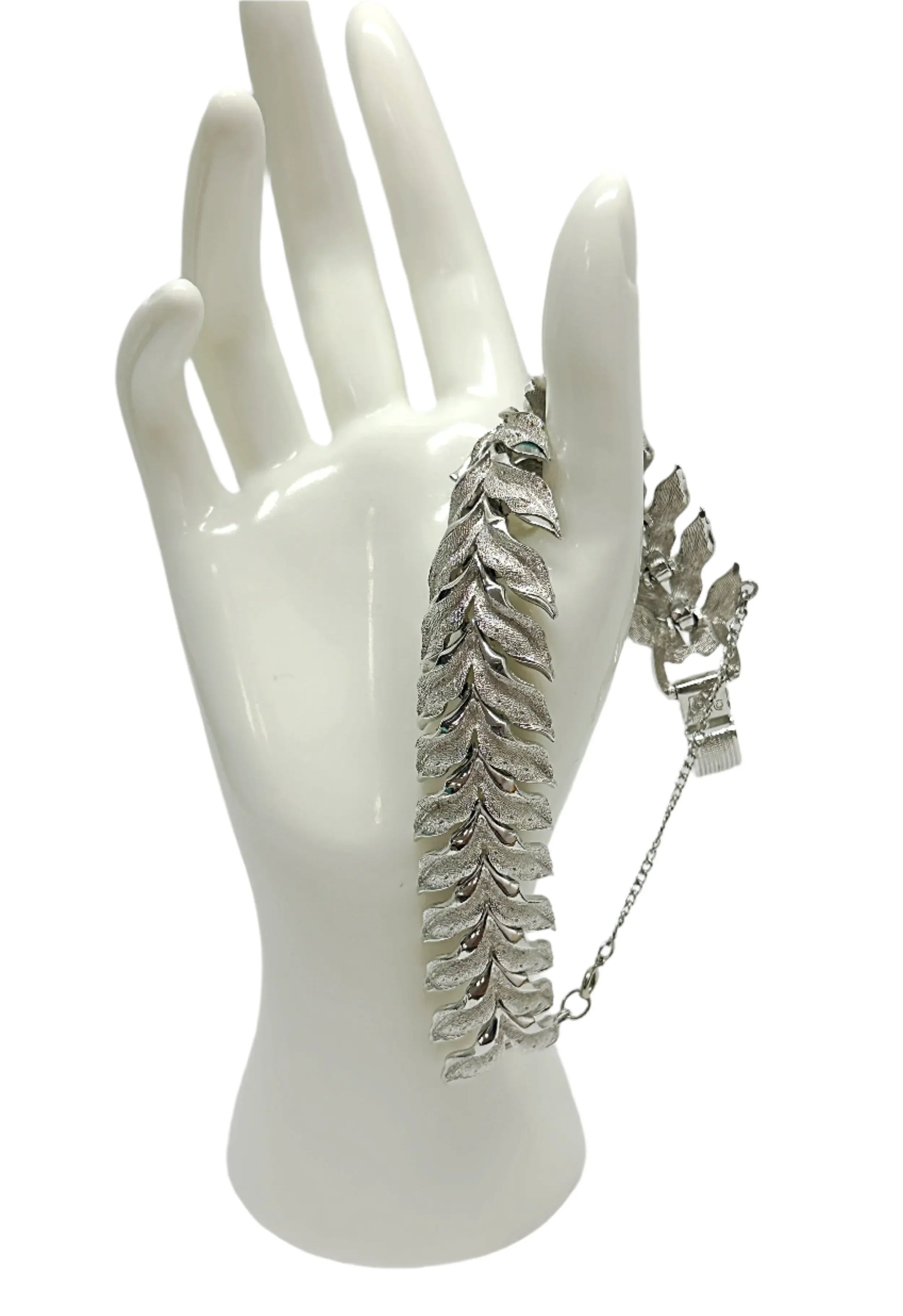 Pegasus Coro Silver Tone Leaf Chevron Link Bracelet - Hers and His Treasures