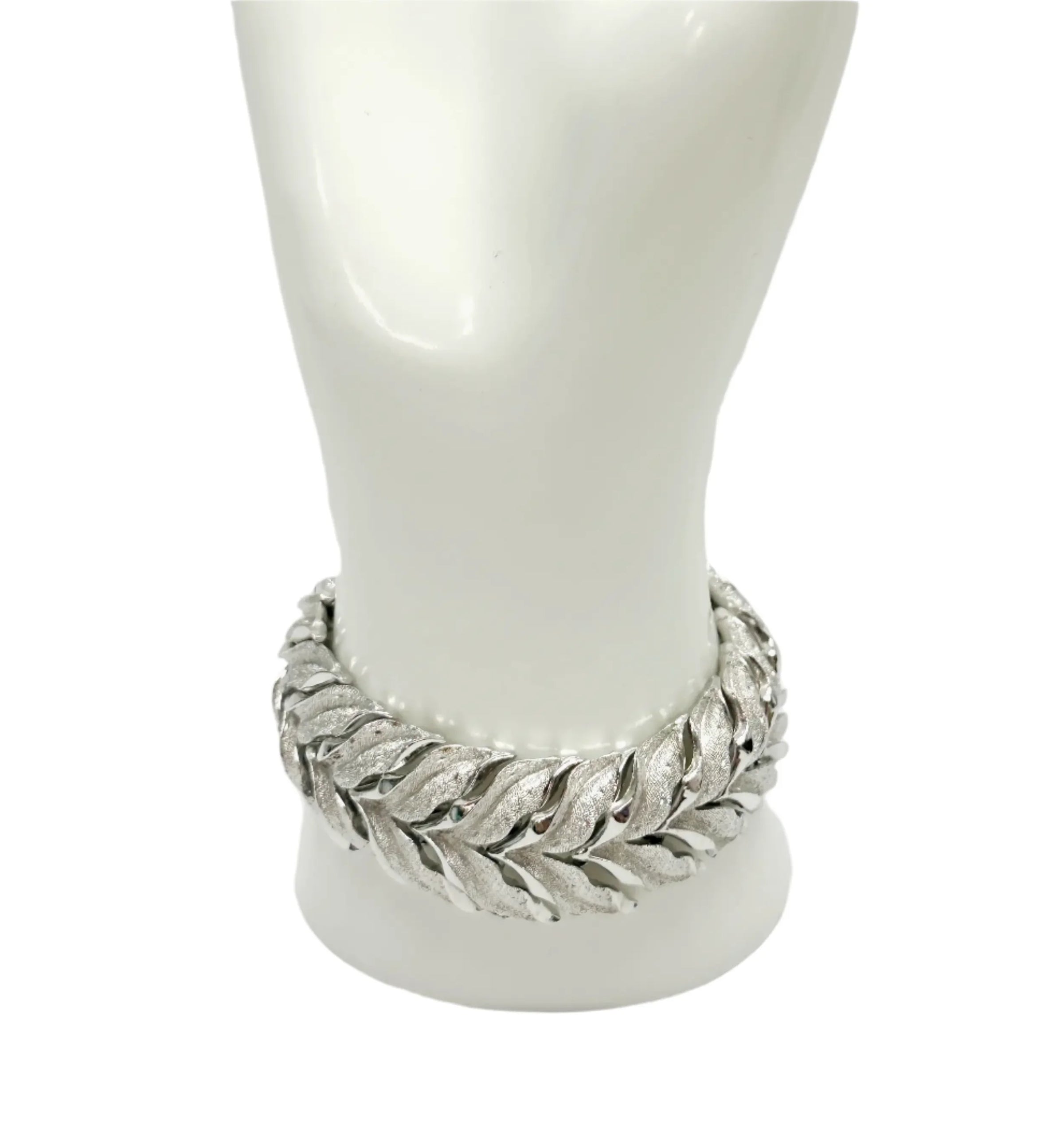 Pegasus Coro Silver Tone Leaf Chevron Link Bracelet - Hers and His Treasures
