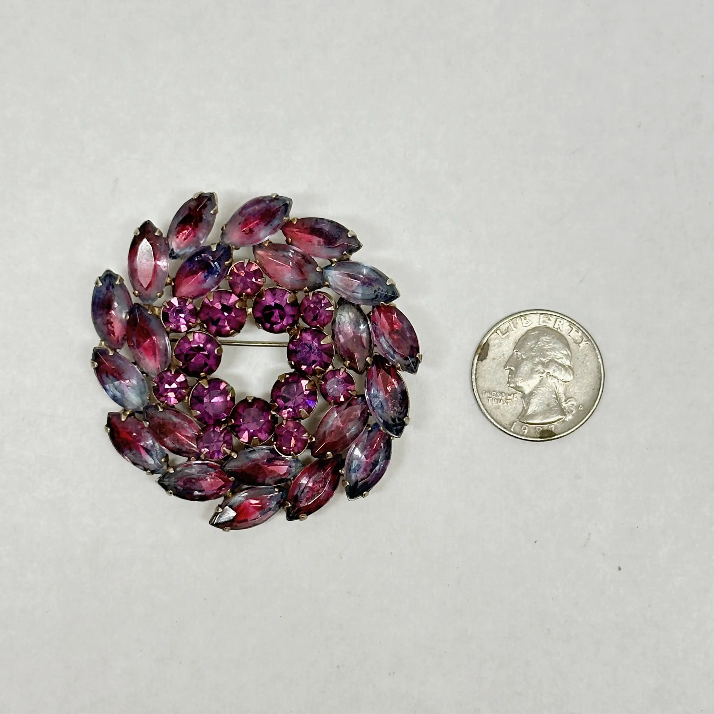 1950's Regency Purple Rhinestone Wreath Brooch - Hers and His Treasures