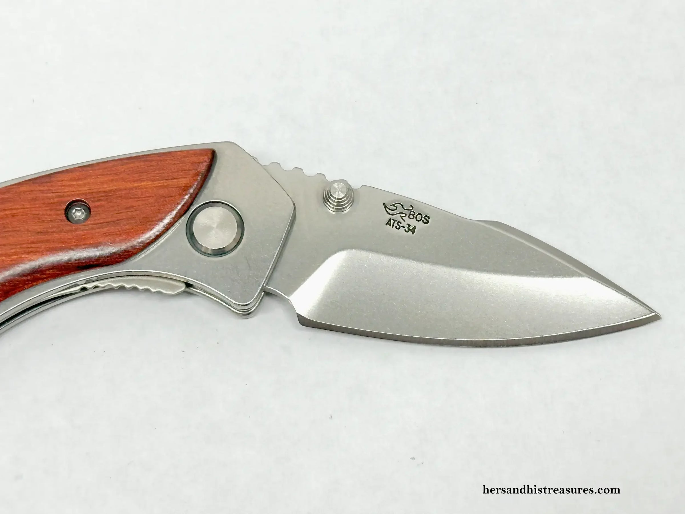 2005 Alpha Dorado 271 Rosewood Buck Knives Pocket Knife – Hers and 2005 Alpha Dorado 271 Rosewood Buck Knives Pocket Knife – Hers and