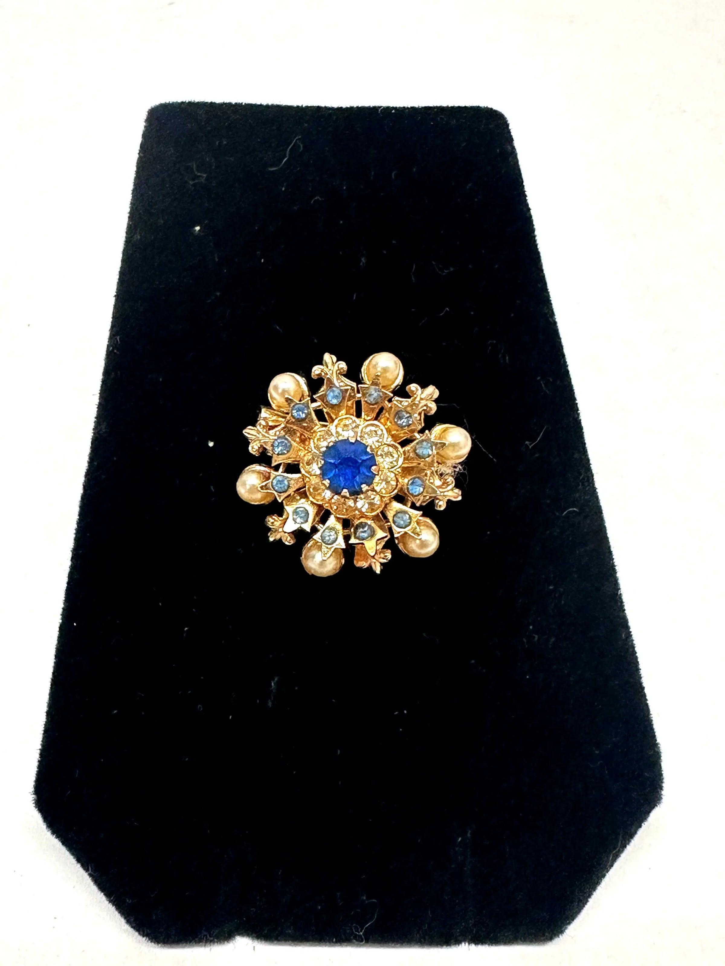 1950's Coro Small Blue Rhinestone and Pearl Brooch - Hers and His Treasures