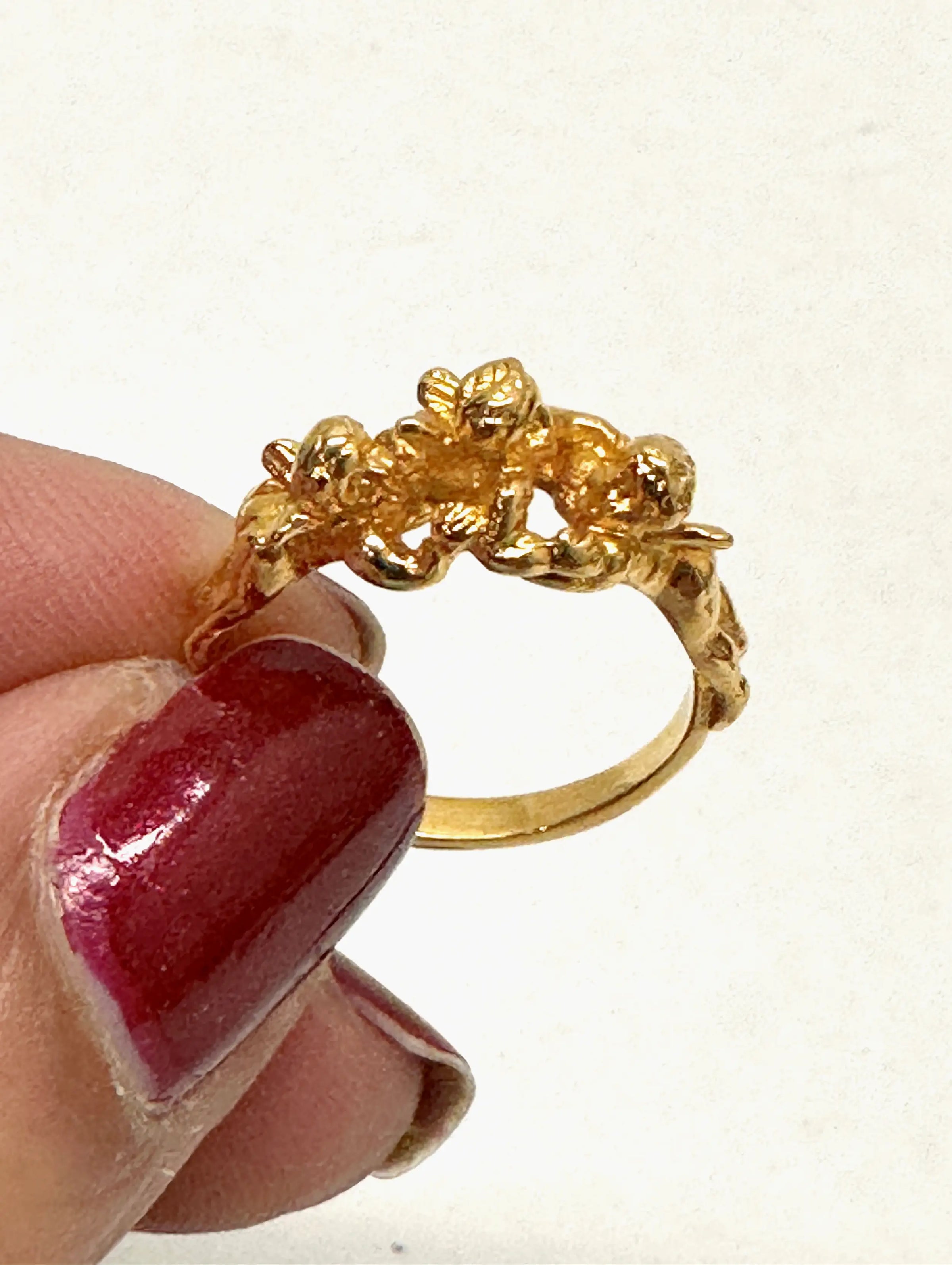 Kirks Folly Cherub Guardian Angel Gold Tone Ring Sz 7 - Hers and His Treasures