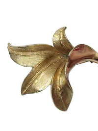 Pegasus CORO Gold Tone Lily Flower Brooch Pin - Hers and His Treasures