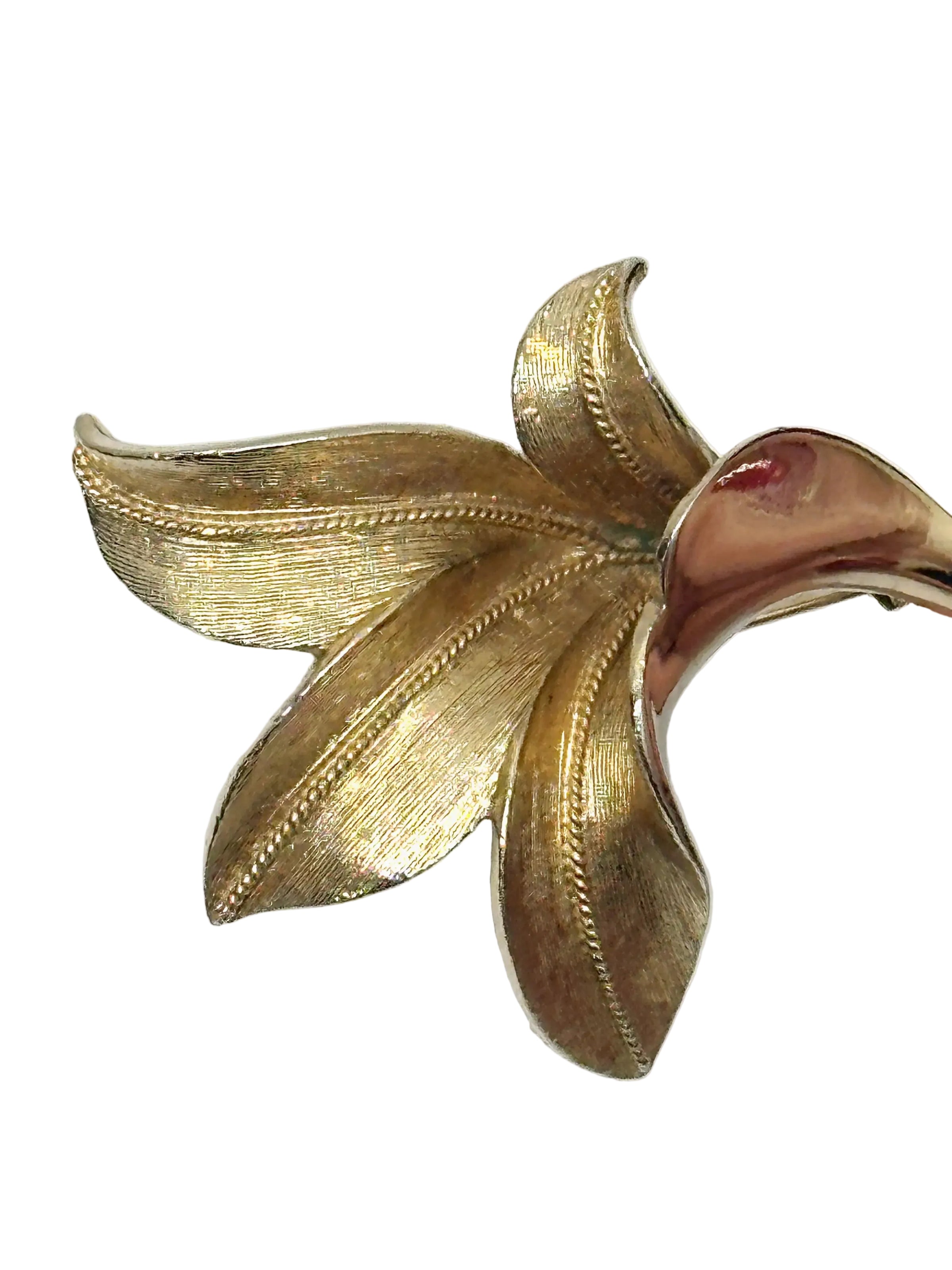 Pegasus CORO Gold Tone Lily Flower Brooch Pin - Hers and His Treasures