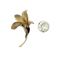 Pegasus CORO Gold Tone Lily Flower Brooch Pin - Hers and His Treasures
