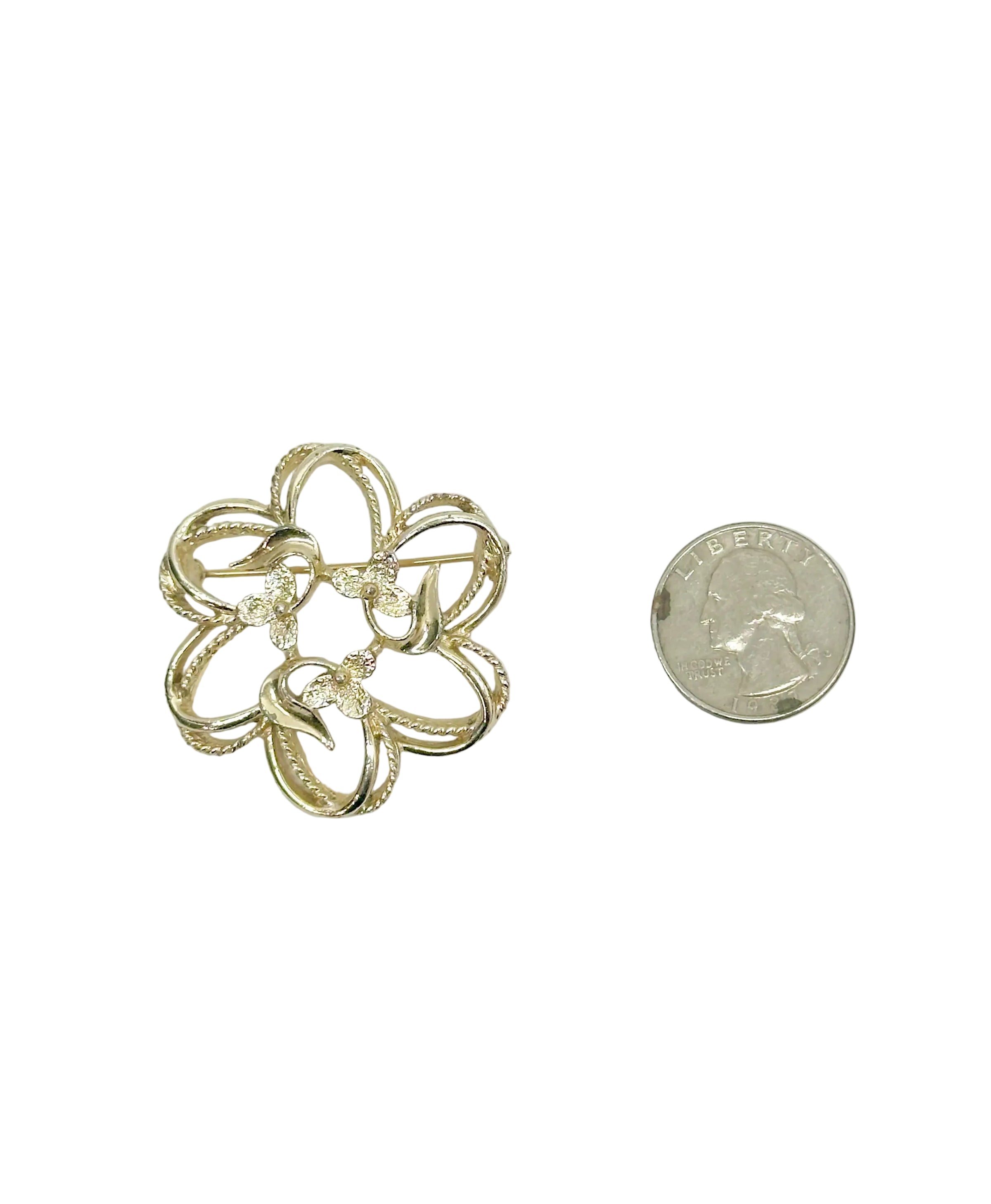 1974 Sarah Coventry Gold Tone Fleurette Brooch Pin - Hers and His Treasures