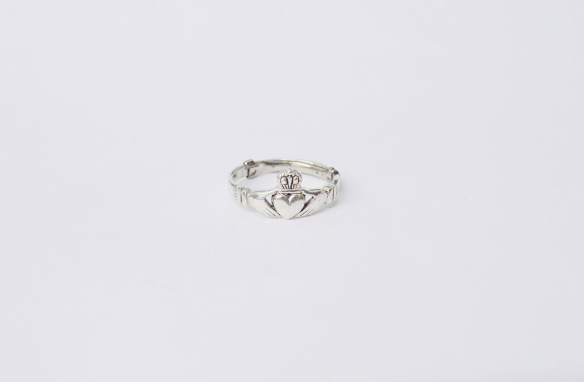 Irish Claddagh .925 Sterling Silver Ring www.hersandhistreasures.com/collections/sterling-silver-jewelry