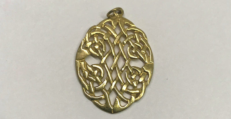 www.hersandhistreasures.com/products/Celtic-Knot-Oval-Necklace-Pendant