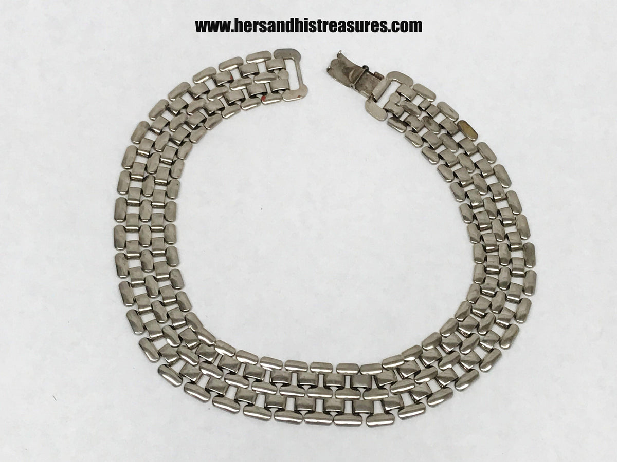 Vintage Silver Tone Panther Link Necklace - Hers and His Treasures
