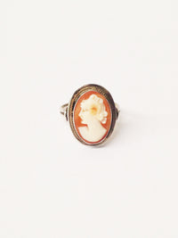 Antique 800 Silver Left Facing Shell Cameo Ring