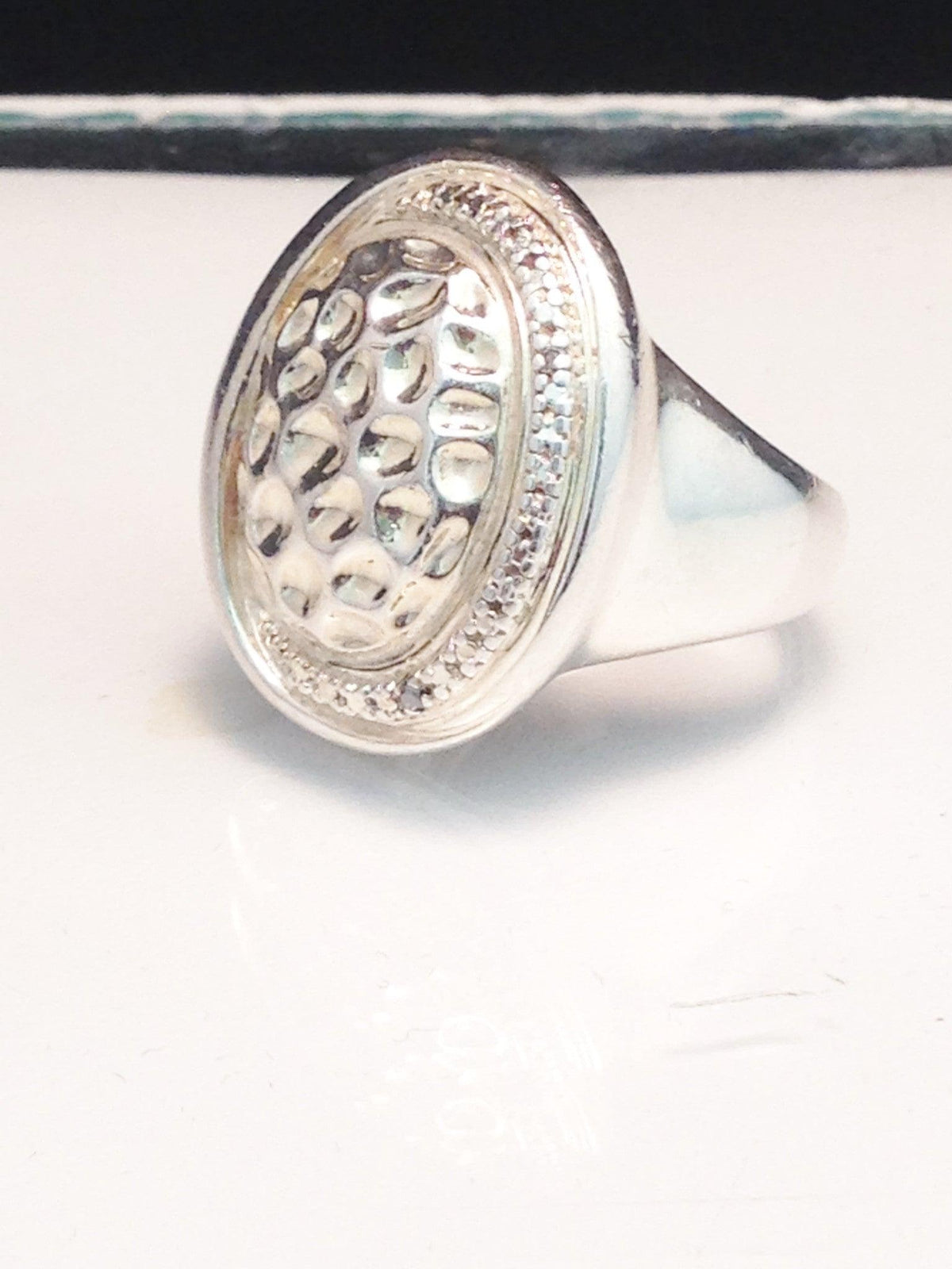 Sterling Silver Oval Hammered Design Ring - Hers and His Treasures