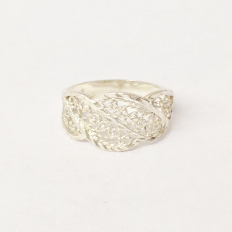 Filigree .925 Sterling Silver Band https://www.hersandhistreasures.com/collections/sterling-silver-rings