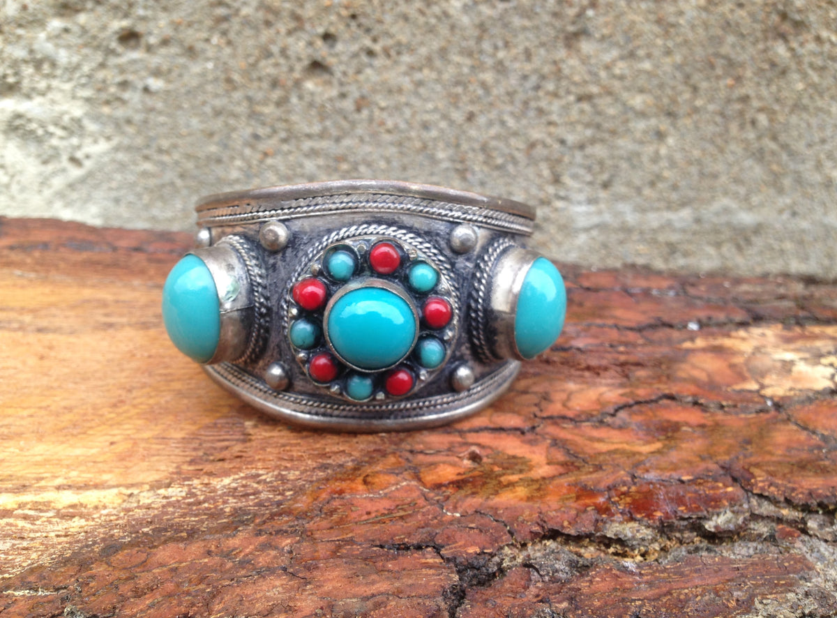 www.hersandhistreasures.com/products/Faux-Turquoise-And-Red-Coral-Cuff-Bracelet