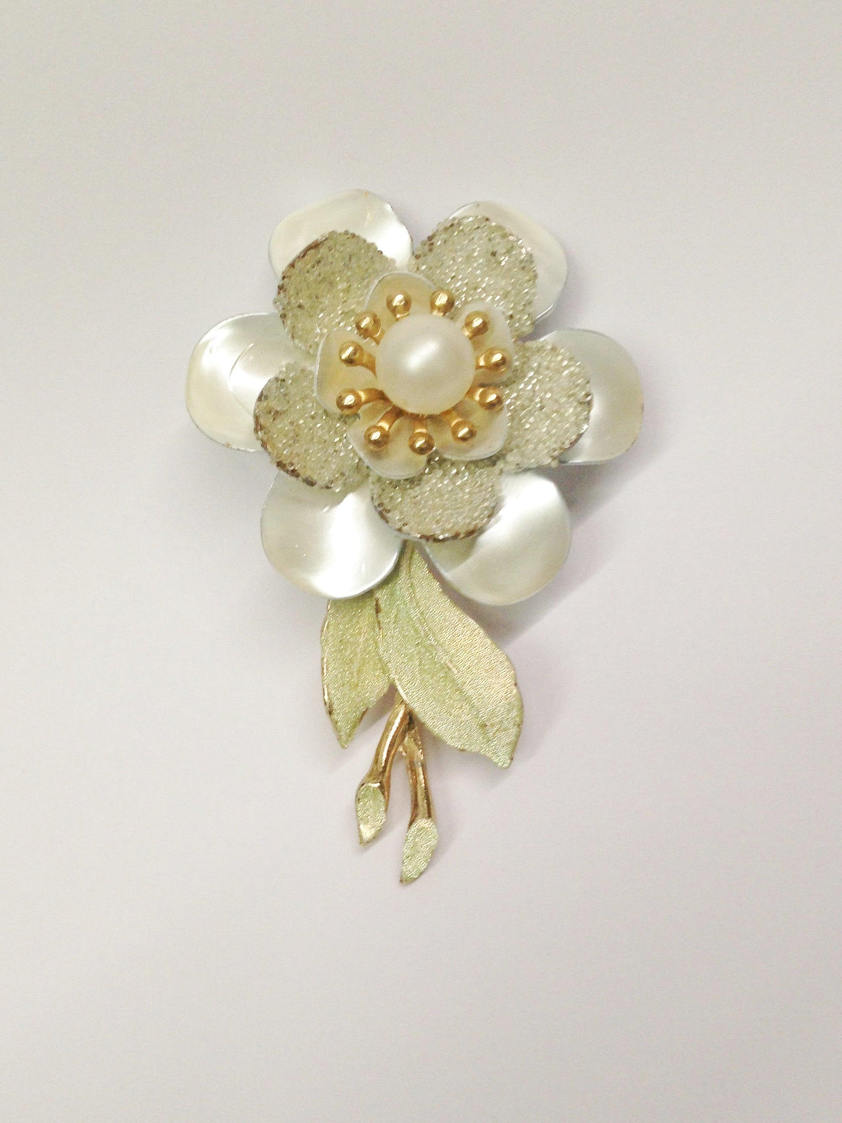 Vintage Faux Pearl Flower Brooch Pin - Hers and His Treasures