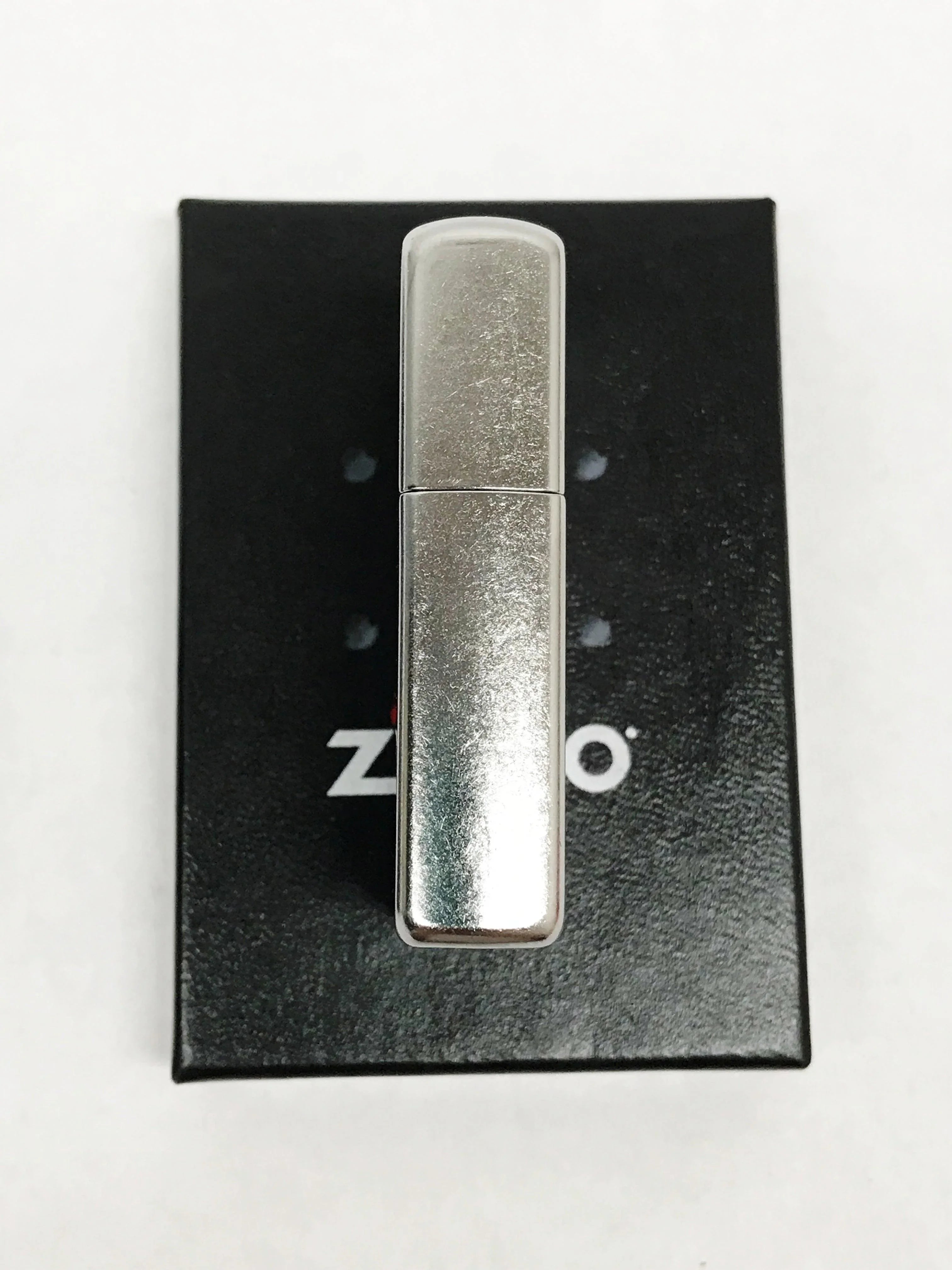New 2008 Marlboro Guitar & Pick Street Chrome Zippo Lighter – Hers
