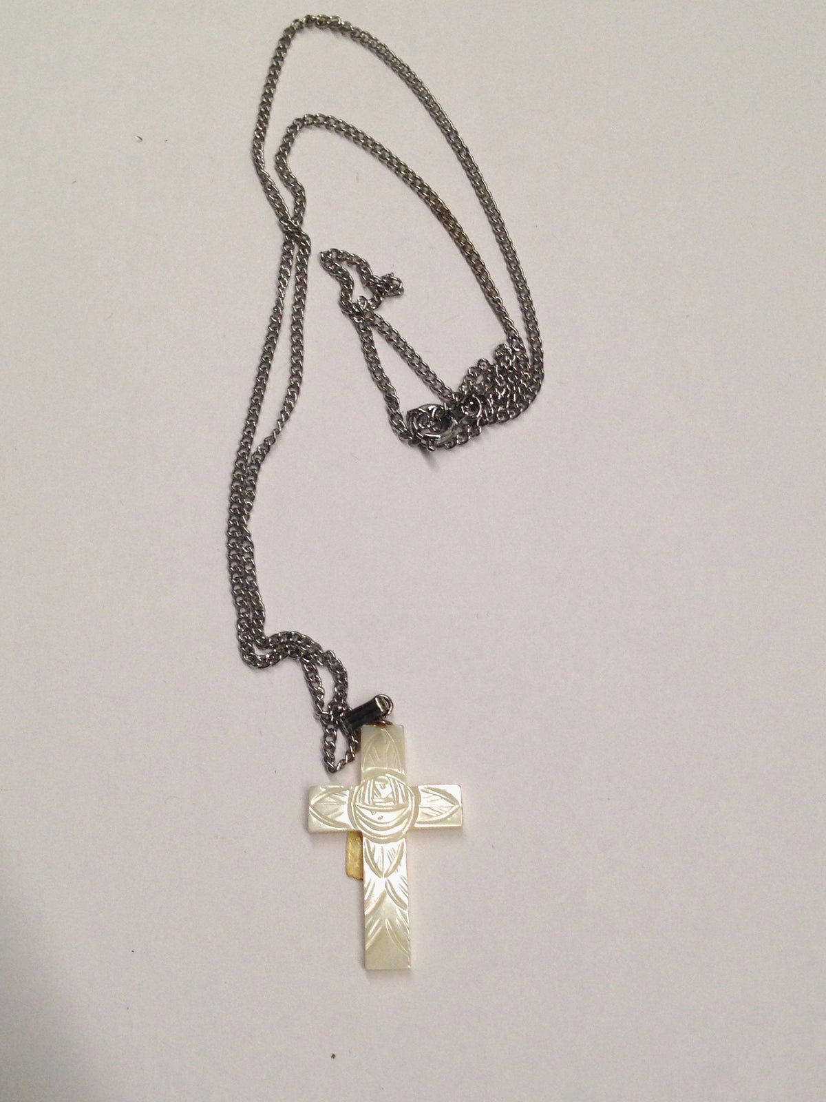 Vintage Imitation Mother Of Pearl Cross Necklace - Hers and His Treasures