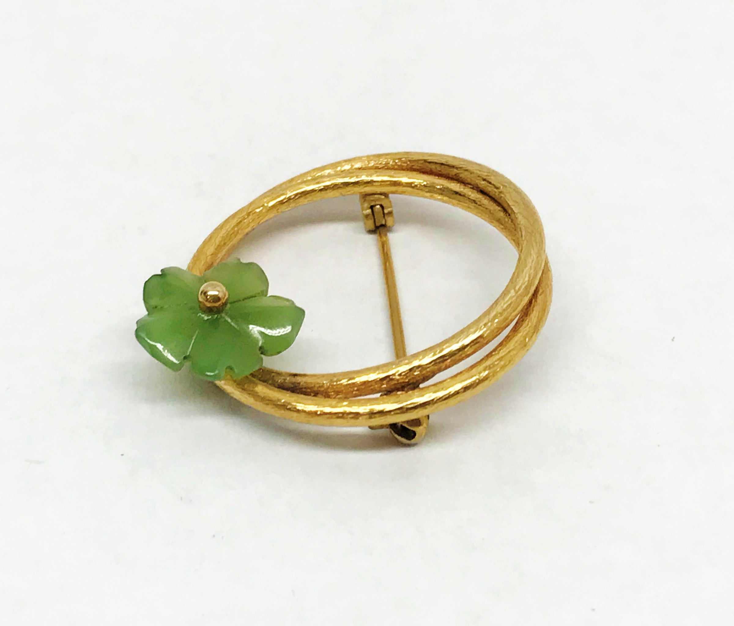 www.hersandhistreasures.com/products/carl-art-signed-1-20-12k-gf-gold-filled-round-brooch-pin-with-jade-flower