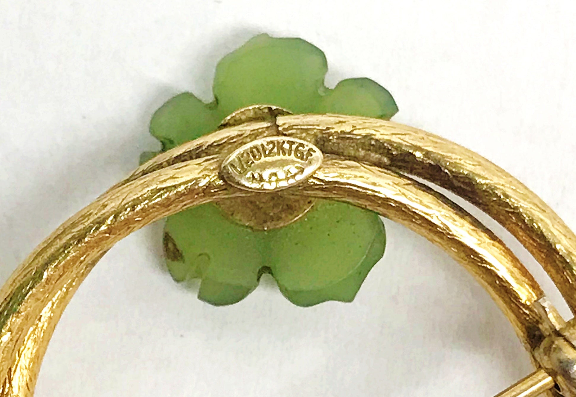 Lovely Vintage Jade & Diamond Brooch Pin 14K Yellow Gold