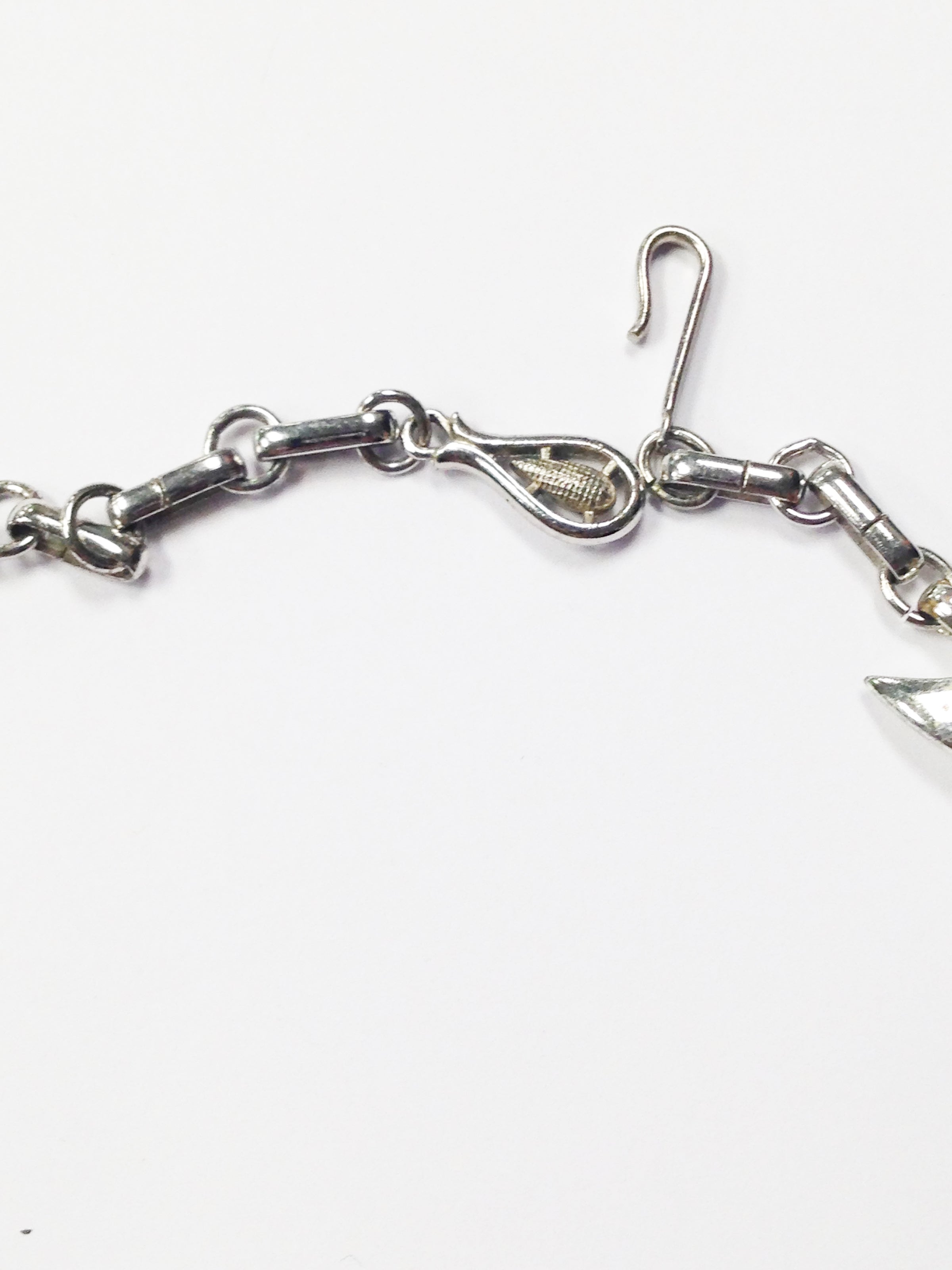 Coro Chevron Silver Tone Necklace And Bracelet Set
