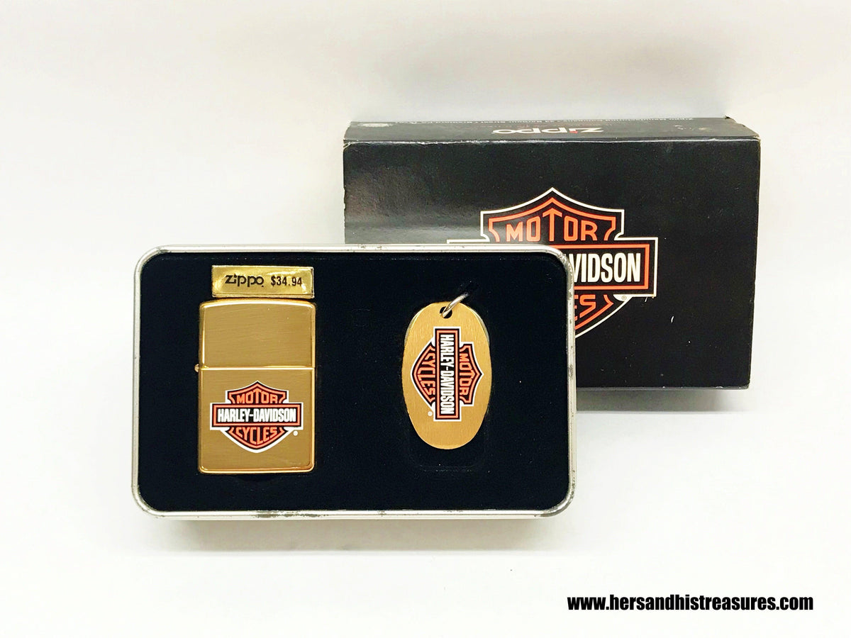 New XIII 1997 Harley Davidson Gift Set Zippo Lighter and Keychain - Hers and His Treasures