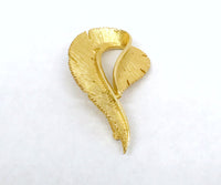 1968 Sarah Coventry Feather-Brite Gold Tone Brooch - Hers and His Treasures