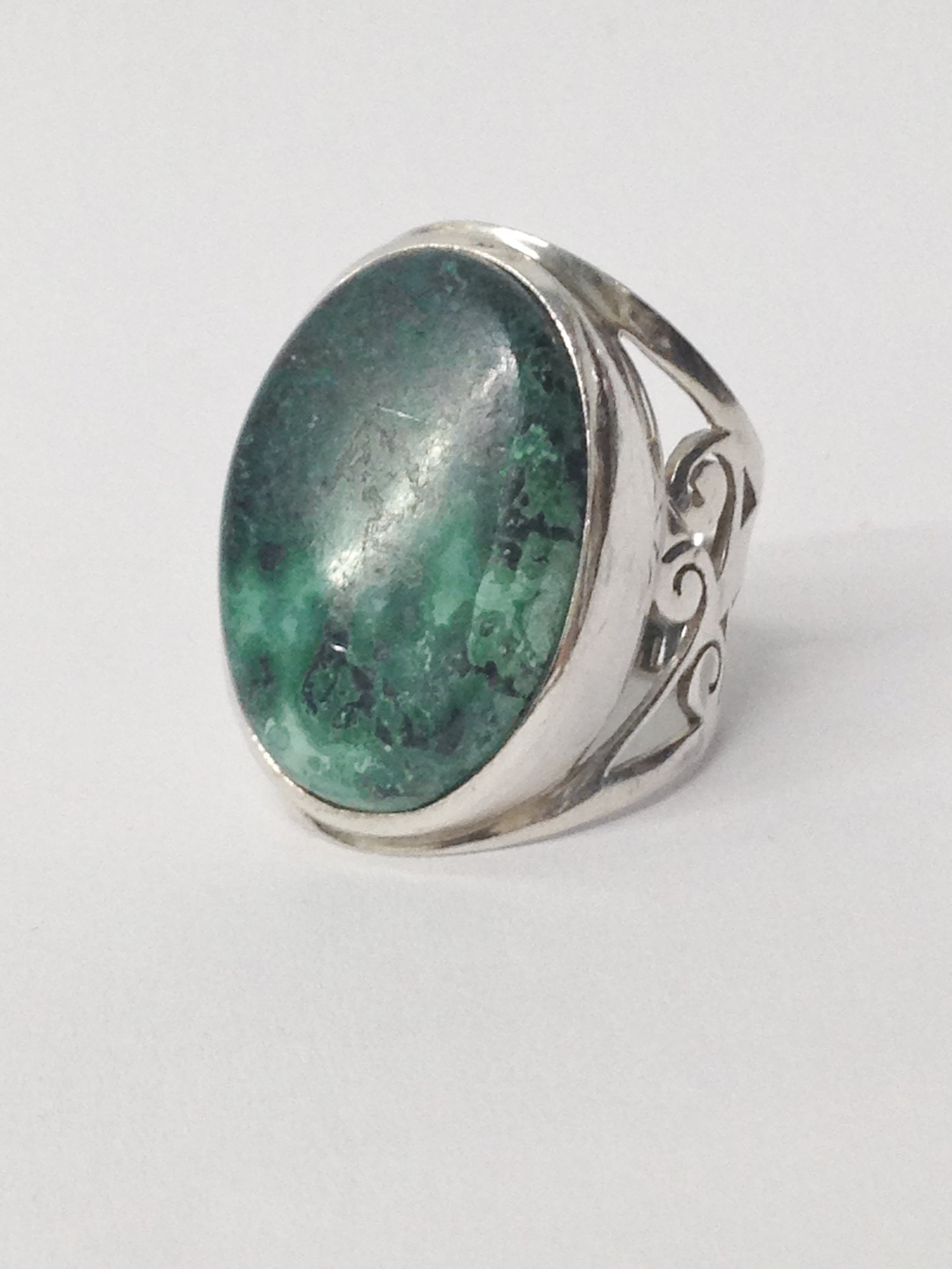 Large Oval Green Turquoise Gemstone .925 Sterling Silver Ring www.hersandhistreasures.com/collections/sterling-silver-jewelry