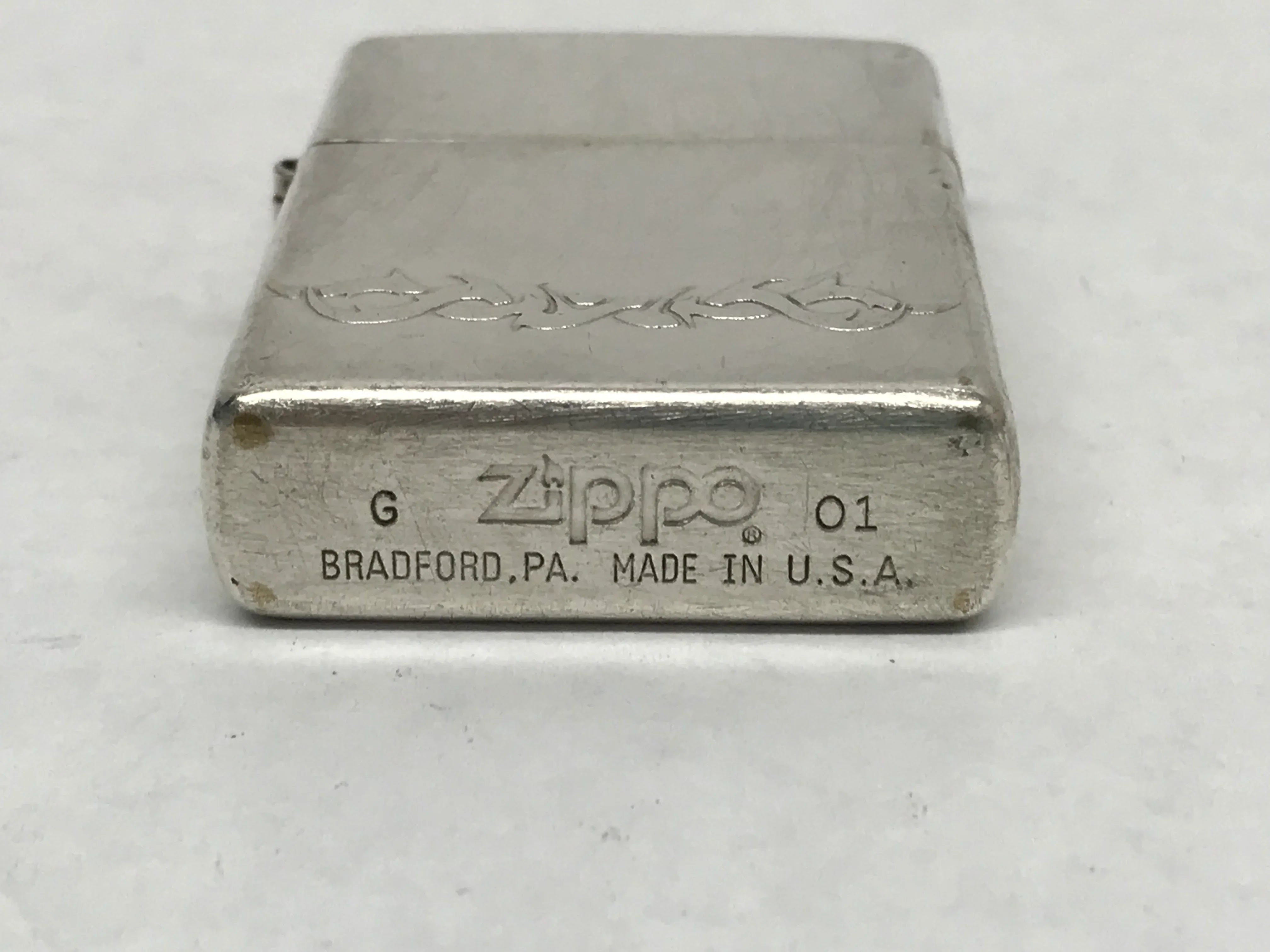 2001 Chrome Barbed Wire Windproof Zippo Lighter – Hers and His